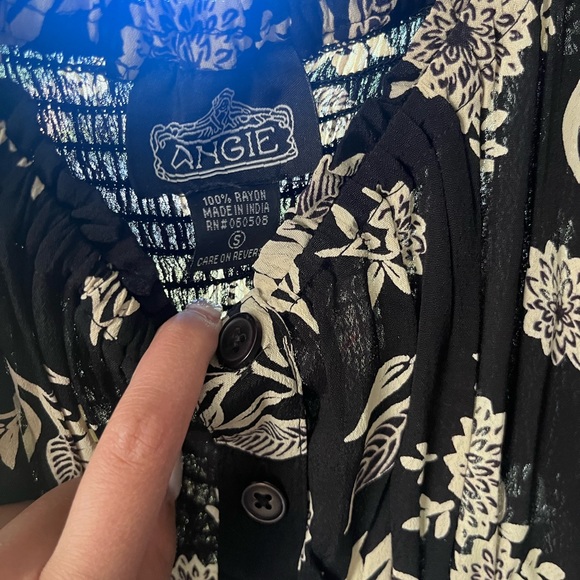 Francesca's floral dress - Picture 4 of 4